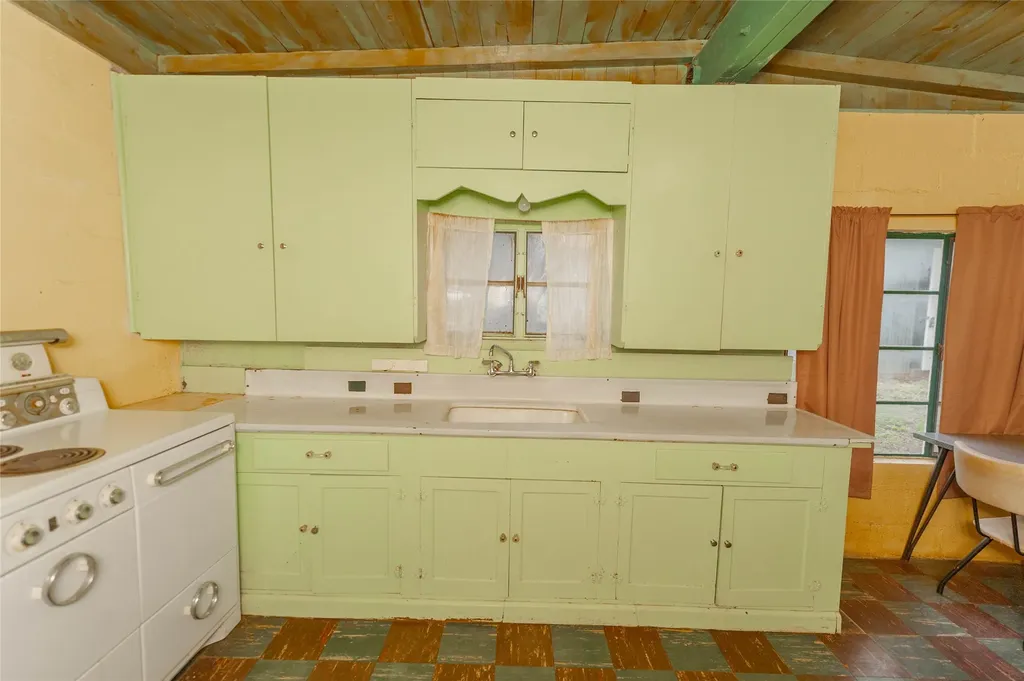 137 Center Loop Whitney TX 76692