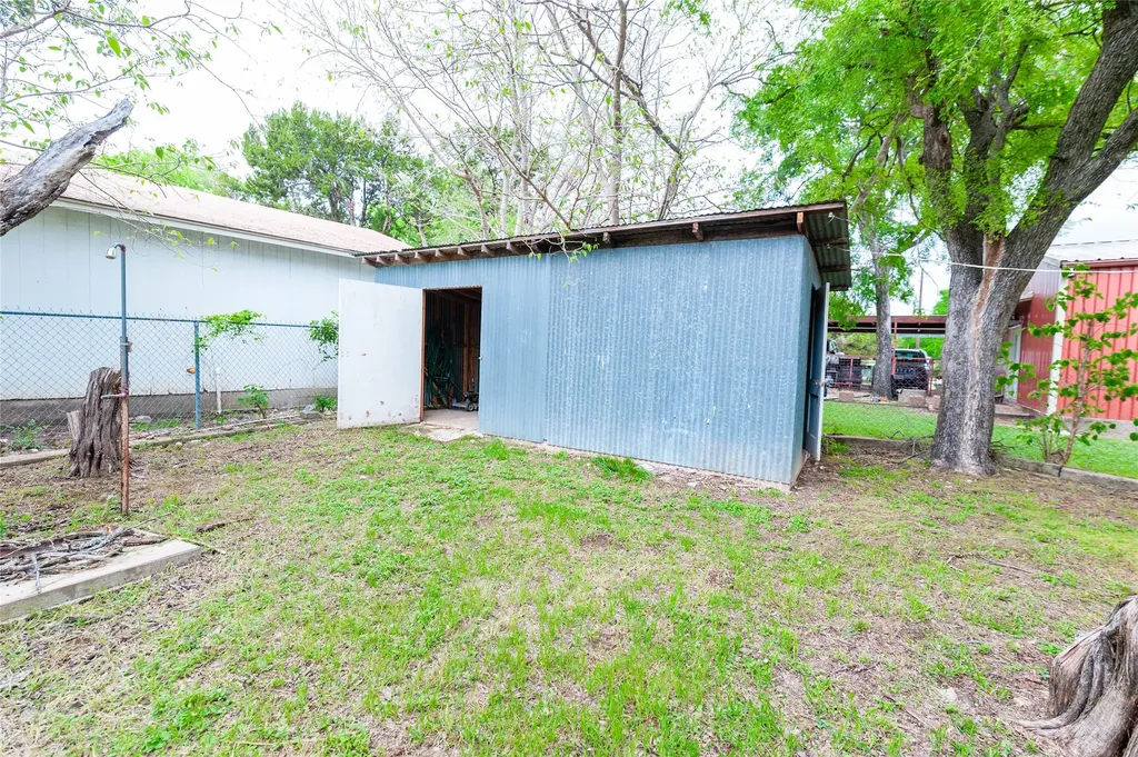 137 Center Loop Whitney TX 76692