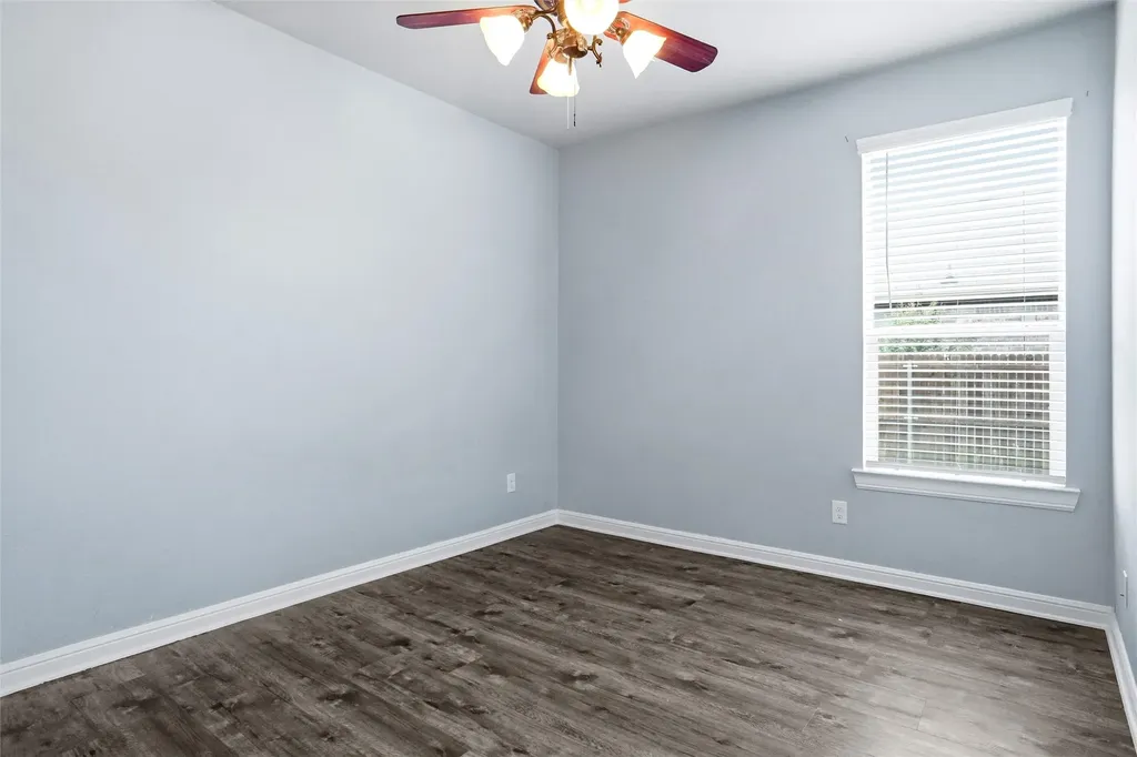 525 Lindisfarne Lane Saginaw TX 76131