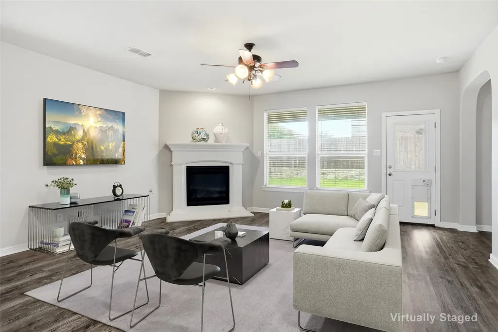 525 Lindisfarne Lane Saginaw TX 76131