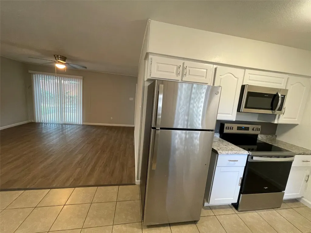 2106 Black Jack Drive Irving TX 75060