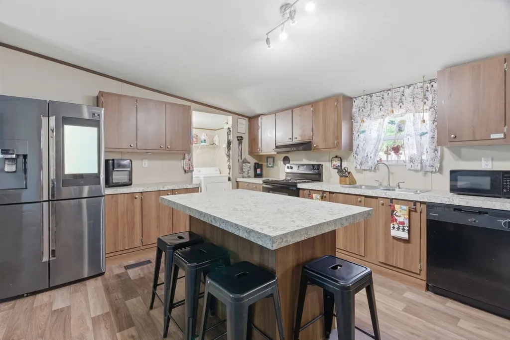 1408 Sheri Lane N Pelican Bay TX 76020