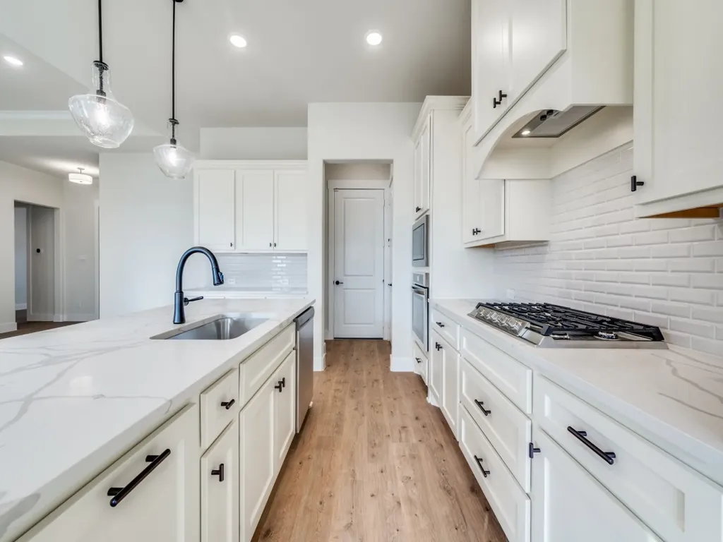 1901 Cascada Way Little Elm TX 75068