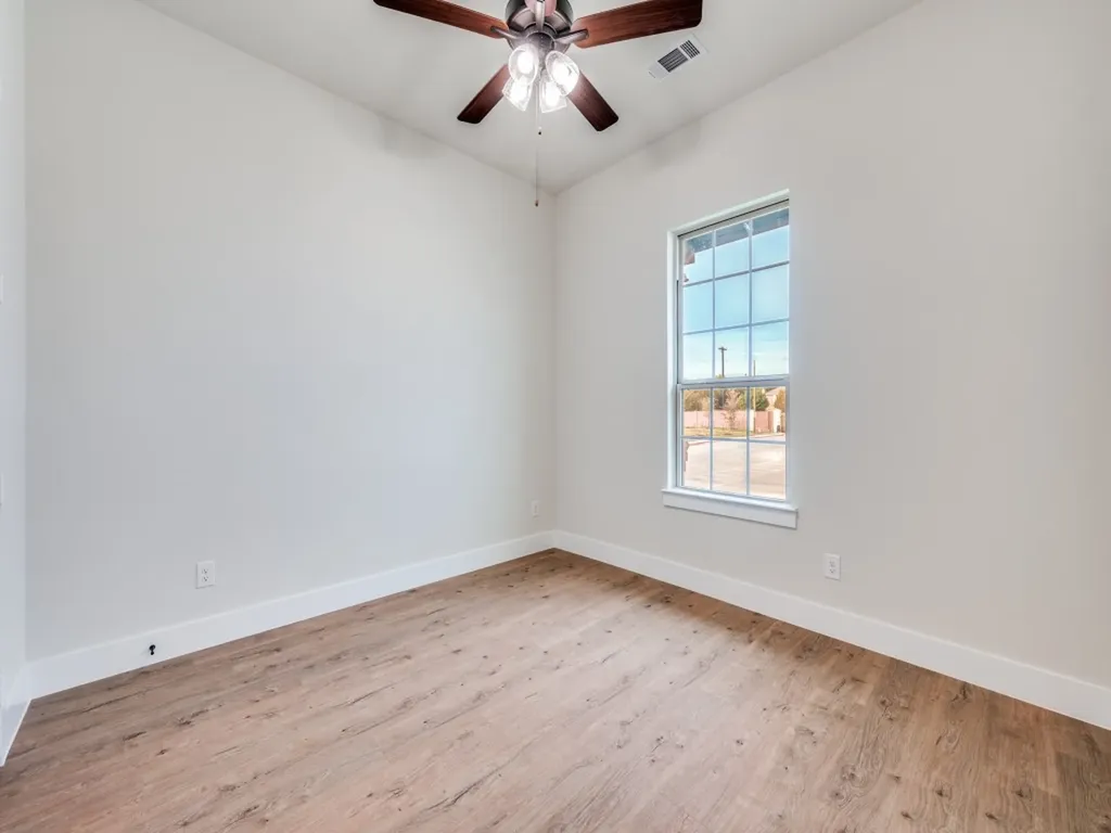 1901 Cascada Way Little Elm TX 75068