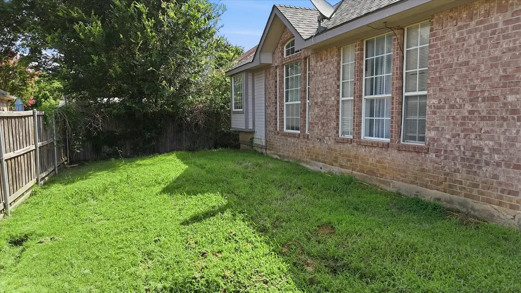 800 Tablerock Way Lewisville TX 75077