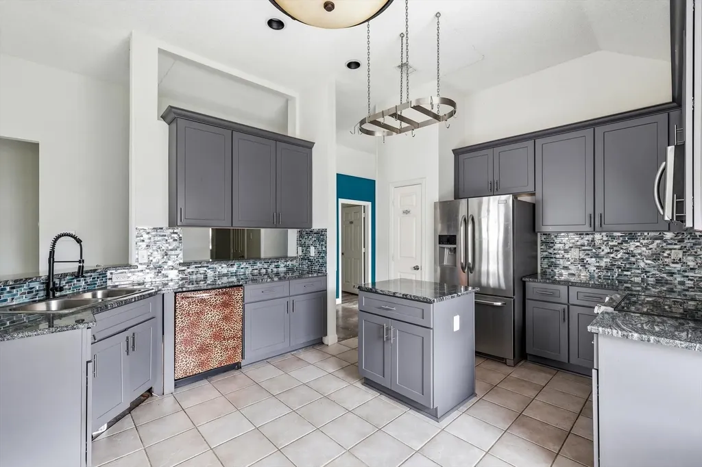 800 Tablerock Way Lewisville TX 75077