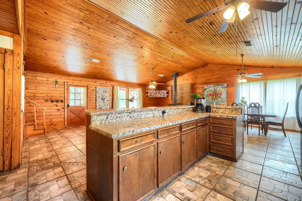 625 County Road 4735 Cumby TX 75433