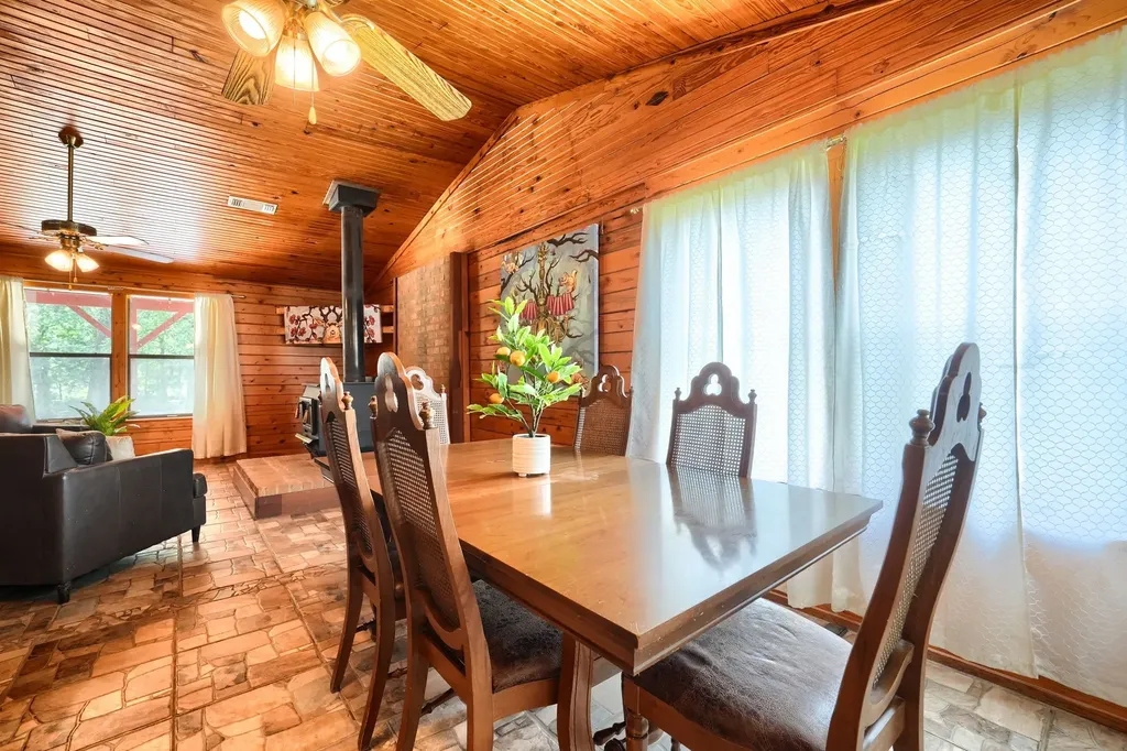 625 County Road 4735 Cumby TX 75433