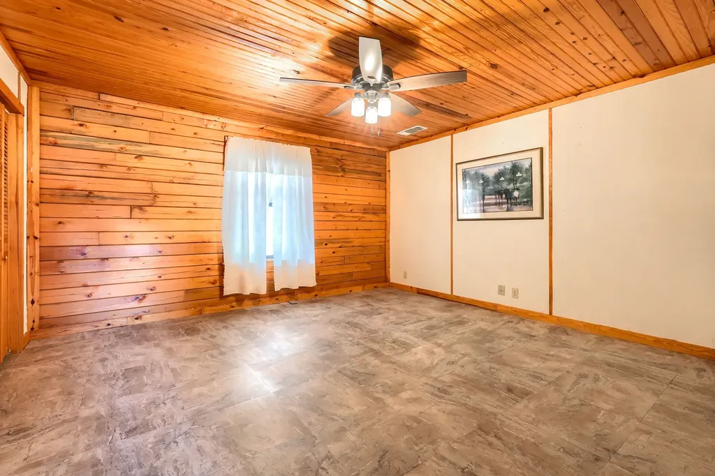 625 County Road 4735 Cumby TX 75433