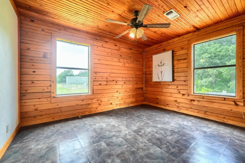 625 County Road 4735 Cumby TX 75433