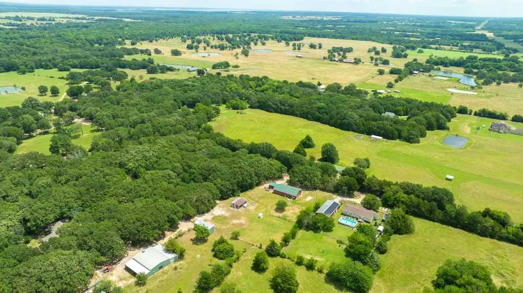 625 County Road 4735 Cumby TX 75433