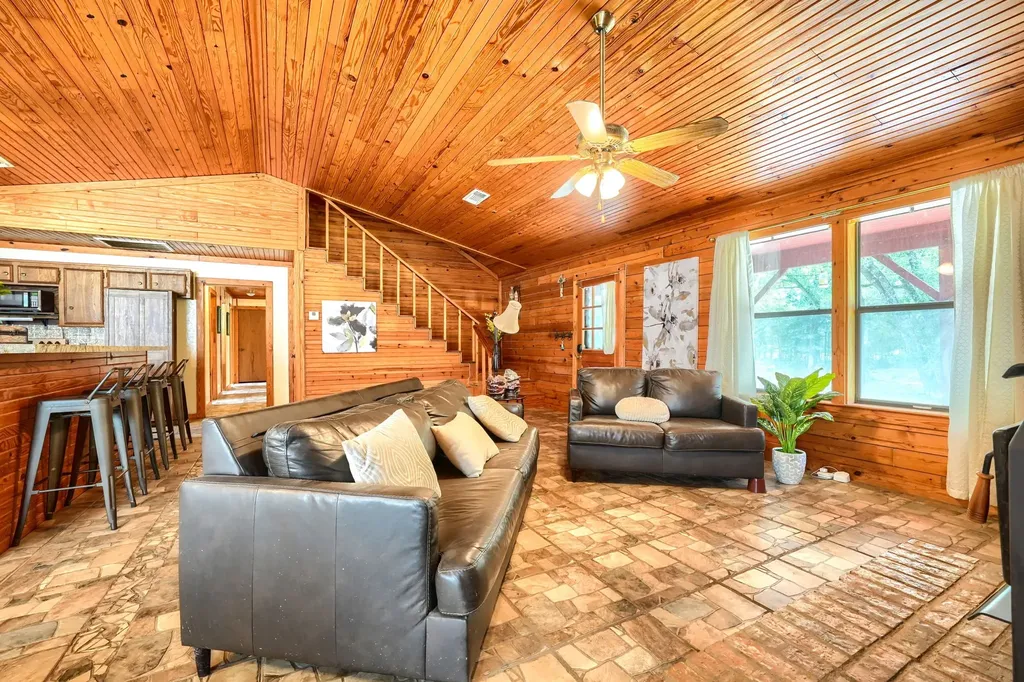 625 County Road 4735 Cumby TX 75433