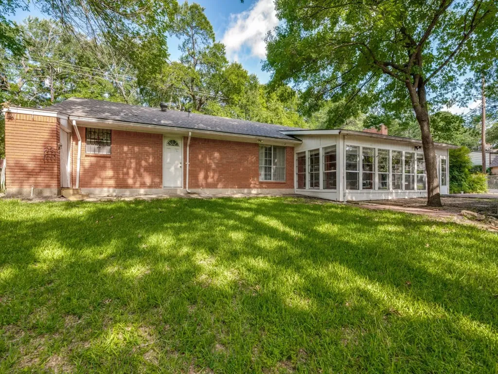 3536 Rio Grande Avenue Dallas TX 75233