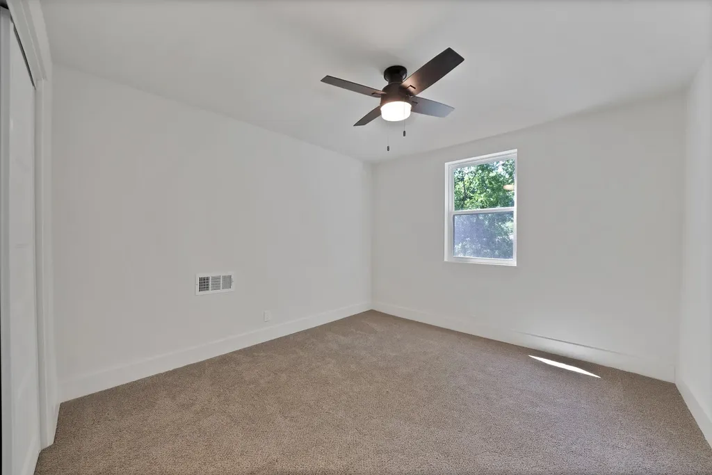 2926 Hillglenn Road Dallas TX 75228