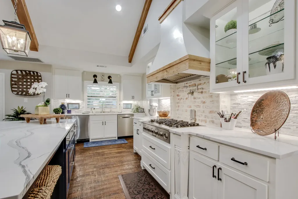 1325 Shamrock Lane Plano TX 75093
