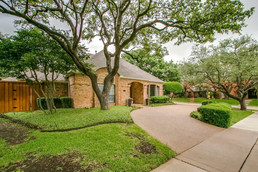 1325 Shamrock Lane Plano TX 75093