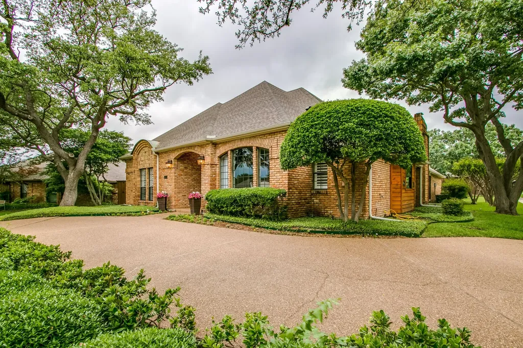 1325 Shamrock Lane Plano TX 75093