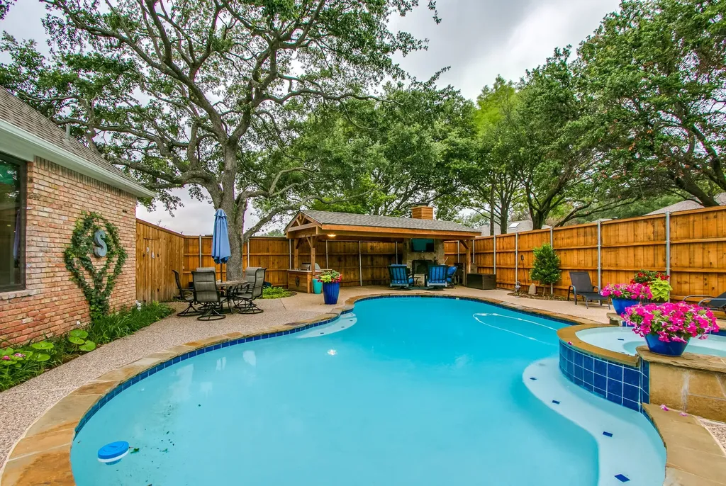 1325 Shamrock Lane Plano TX 75093