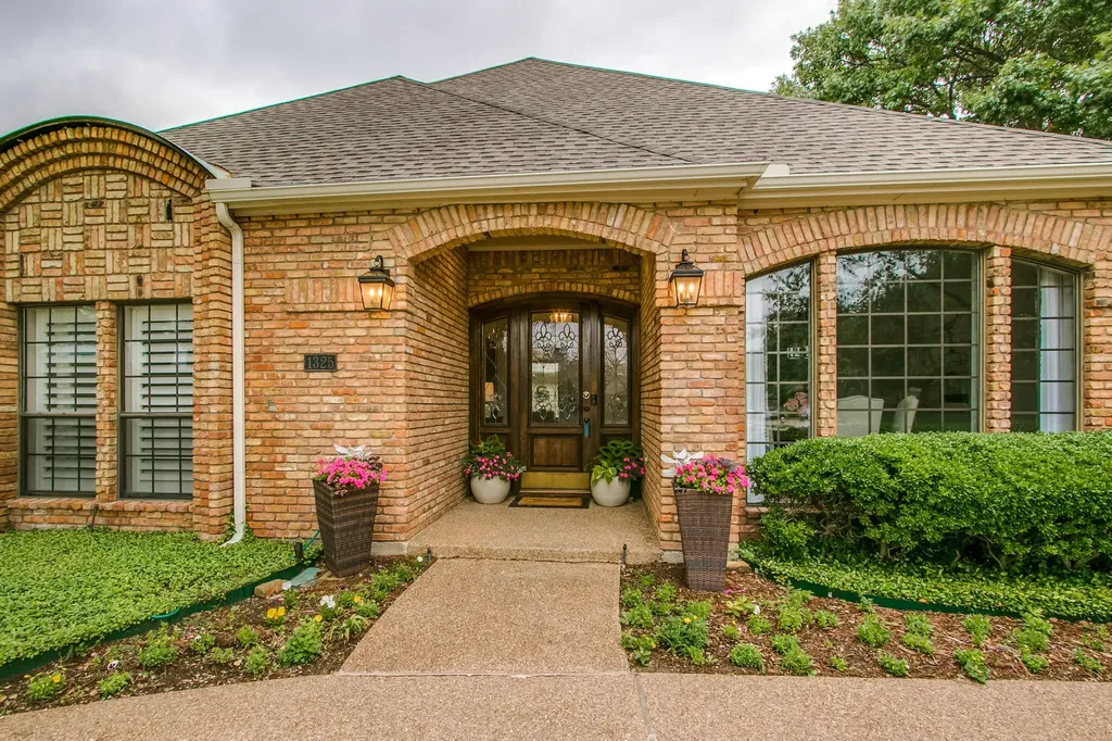 1325 Shamrock Lane Plano TX 75093