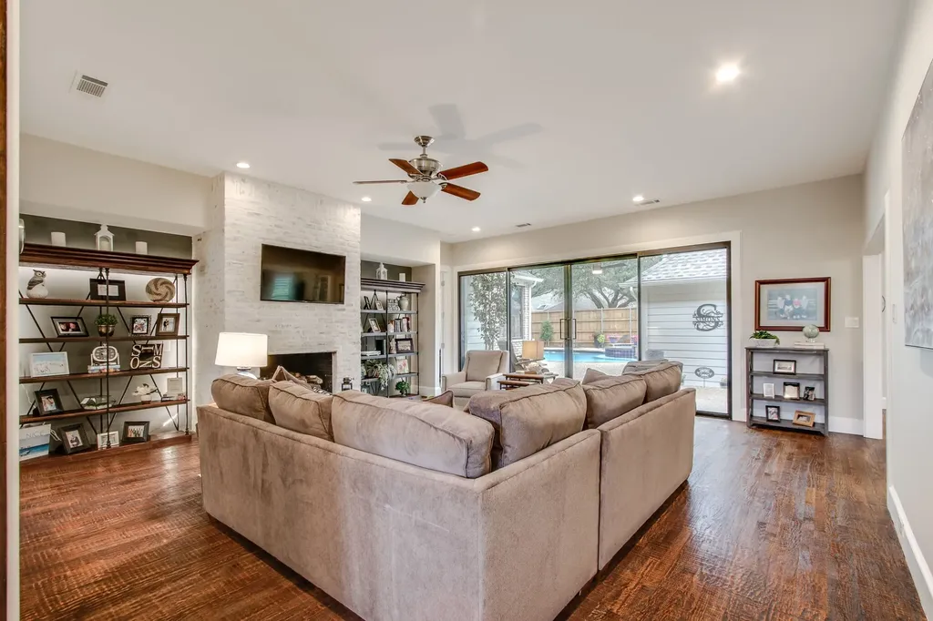 1325 Shamrock Lane Plano TX 75093