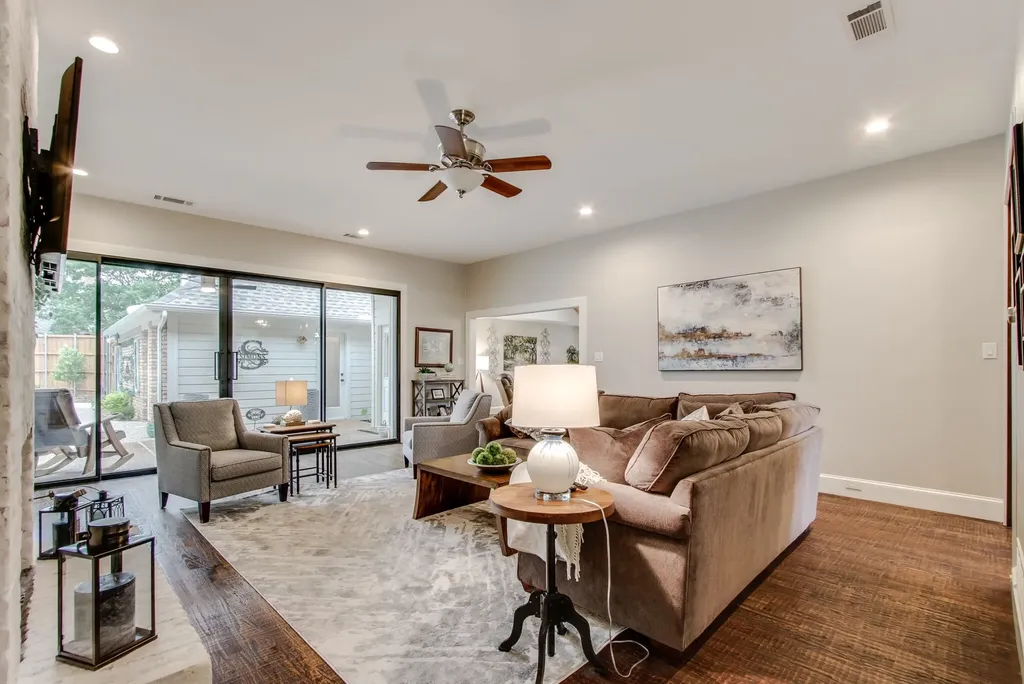 1325 Shamrock Lane Plano TX 75093