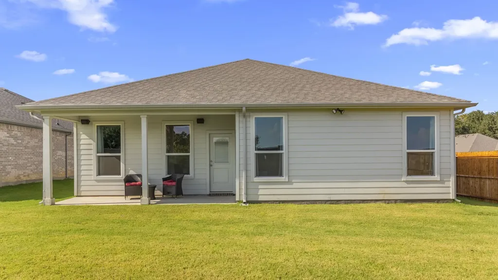 2812 Mccormick Street Denton TX 76205