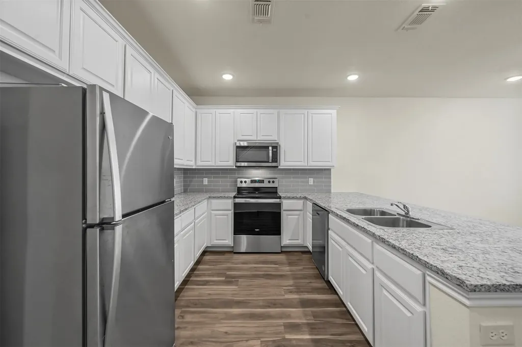 105 SE 4th Street Bonham TX 75144