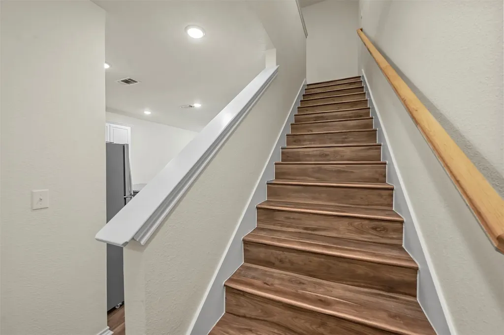105 SE 4th Street Bonham TX 75144