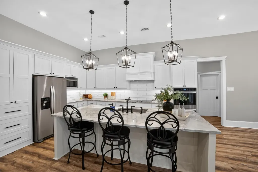 125 Oakbend Trail Mabank TX 75147