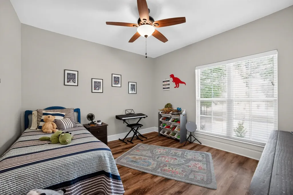 125 Oakbend Trail Mabank TX 75147