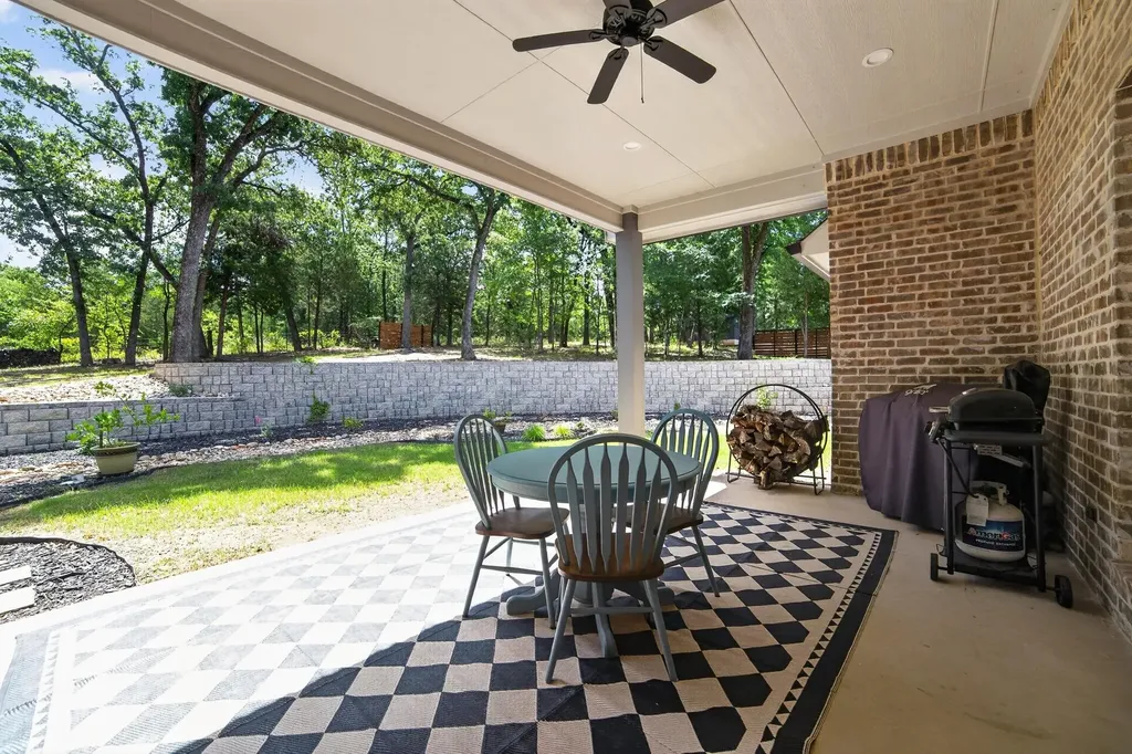 125 Oakbend Trail Mabank TX 75147