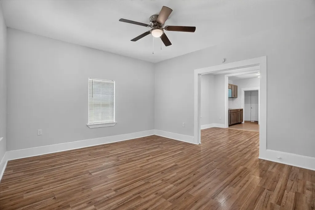 1515 NW 1st Avenue Mineral Wells TX 76067