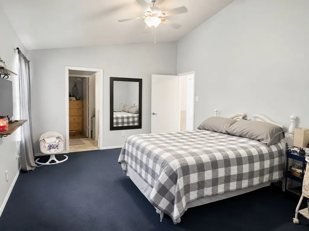 1249 Cottonwood Drive Crowley TX 76036