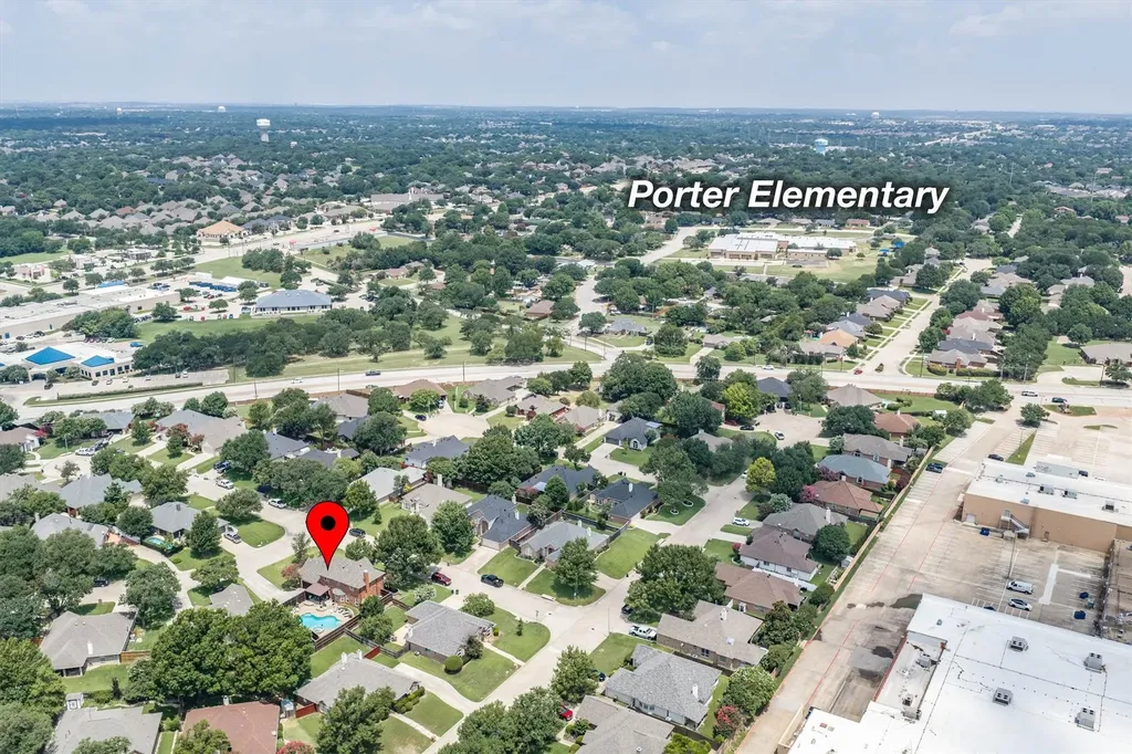 709 Bent Tree Court Hurst TX 76054