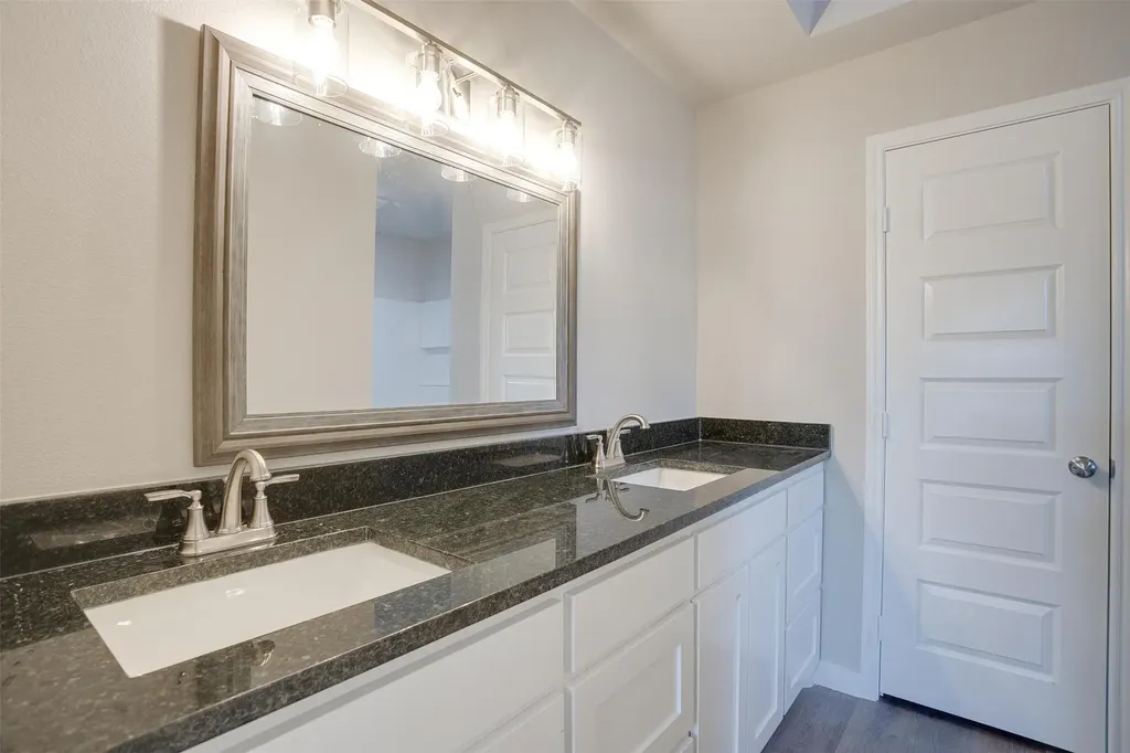 305 Bentley Drive Joshua TX 76058