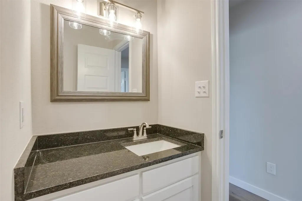 305 Bentley Drive Joshua TX 76058