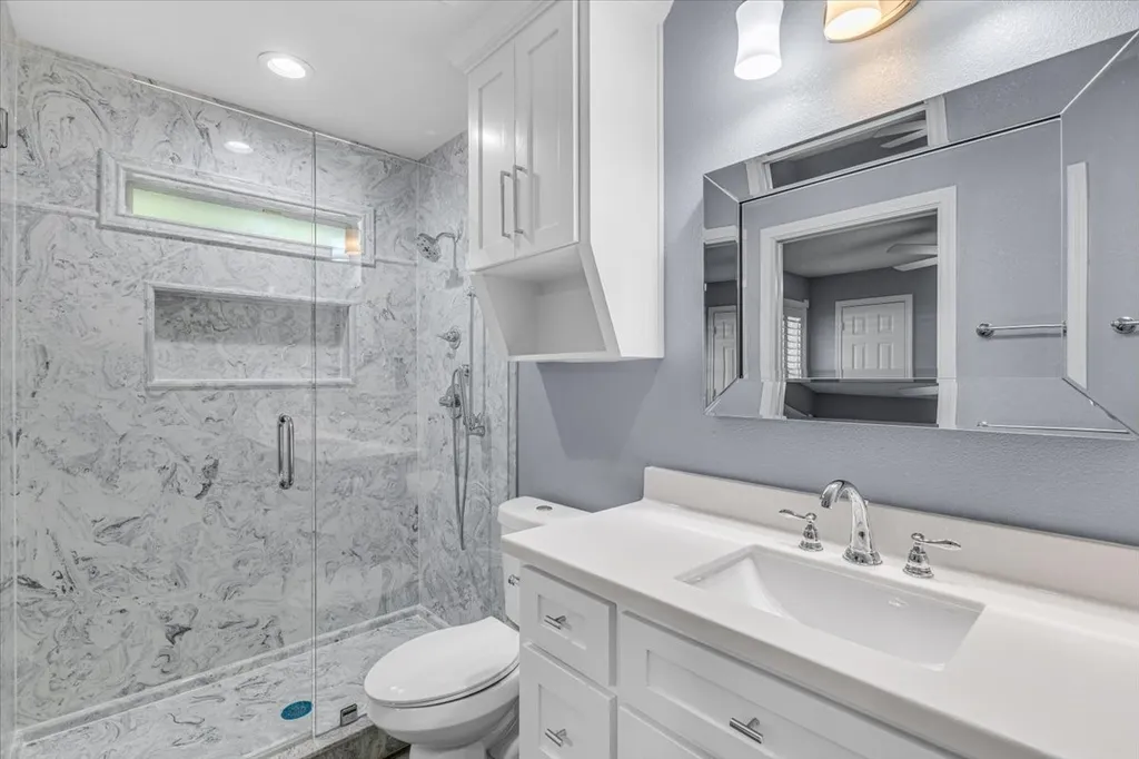 812 Country Lane Drive Waco TX 76657