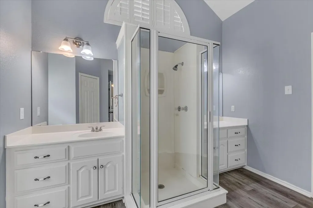 812 Country Lane Drive Waco TX 76657