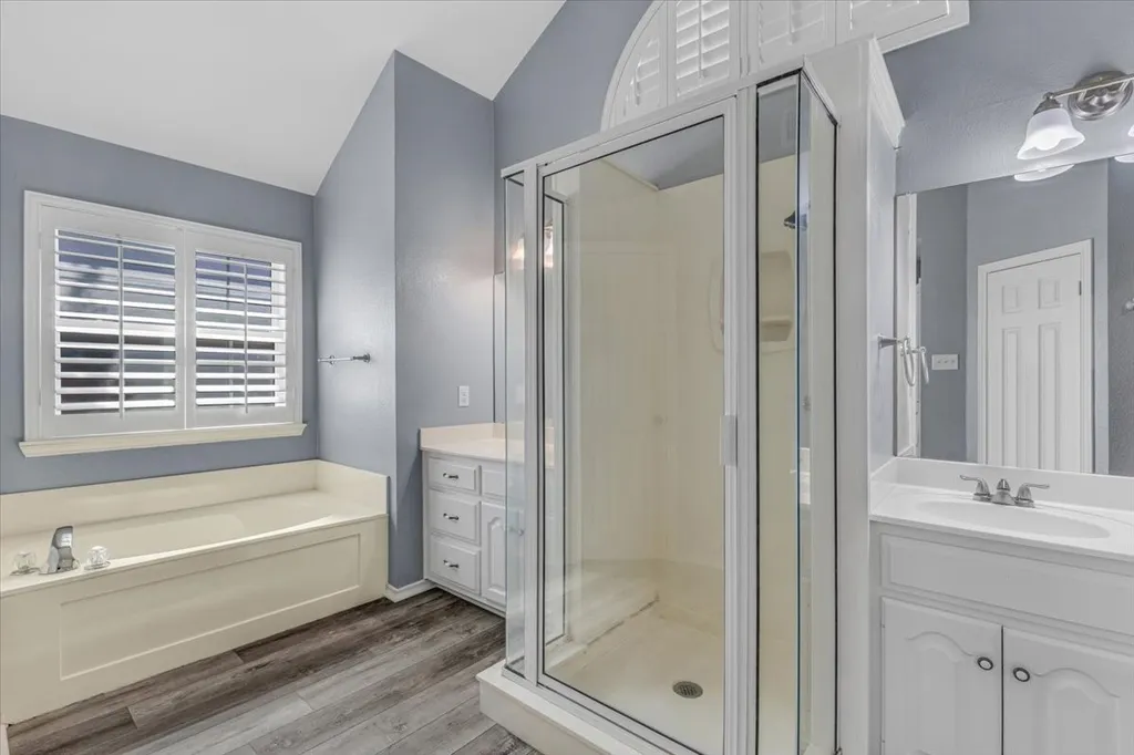 812 Country Lane Drive Waco TX 76657