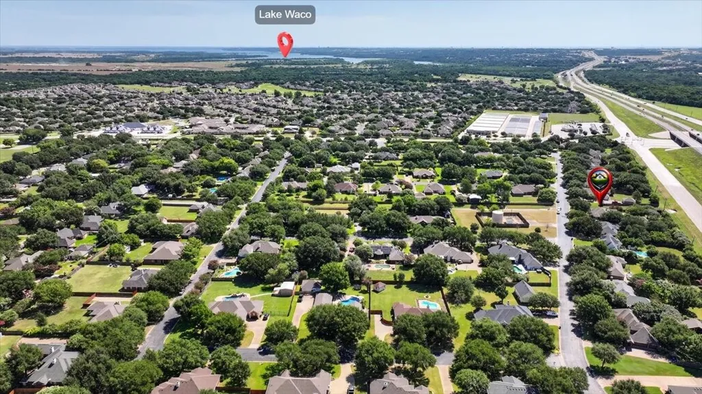 812 Country Lane Drive Waco TX 76657