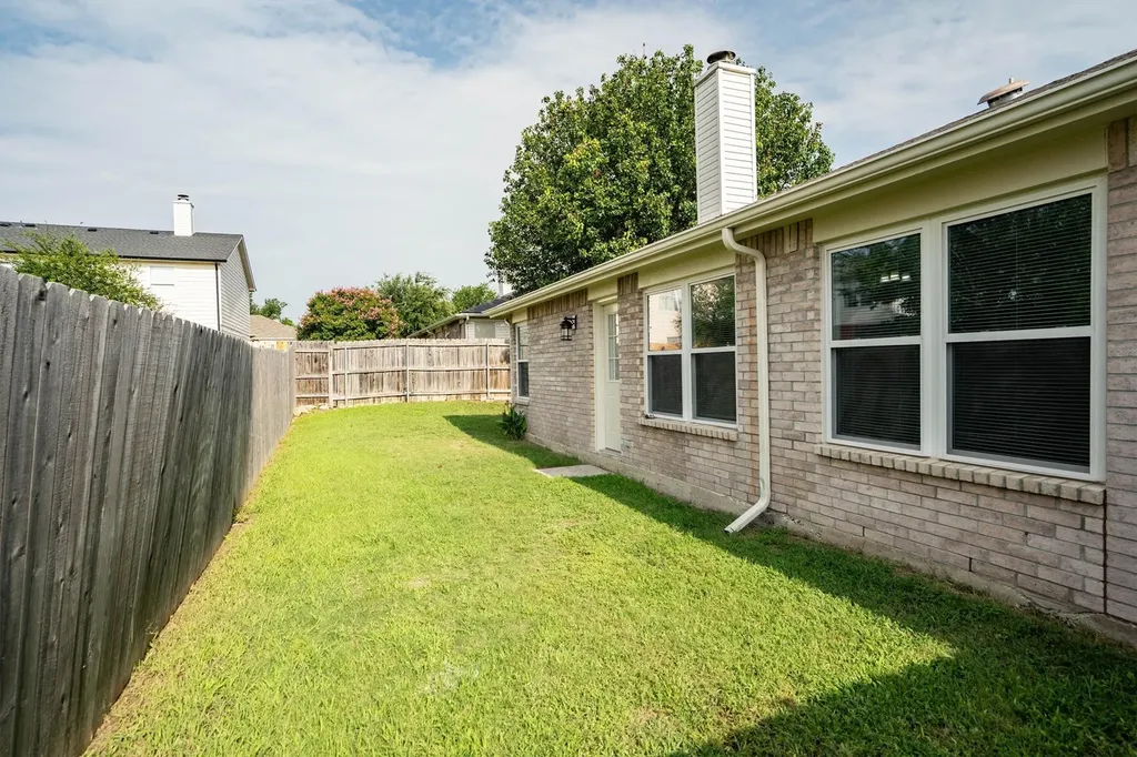 8113 Gardengate Court Fort Worth TX 76137