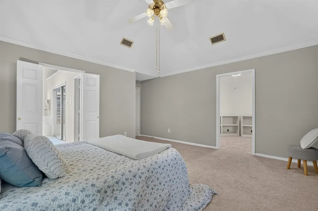 3208 Village Oak Drive Arlington TX 76017