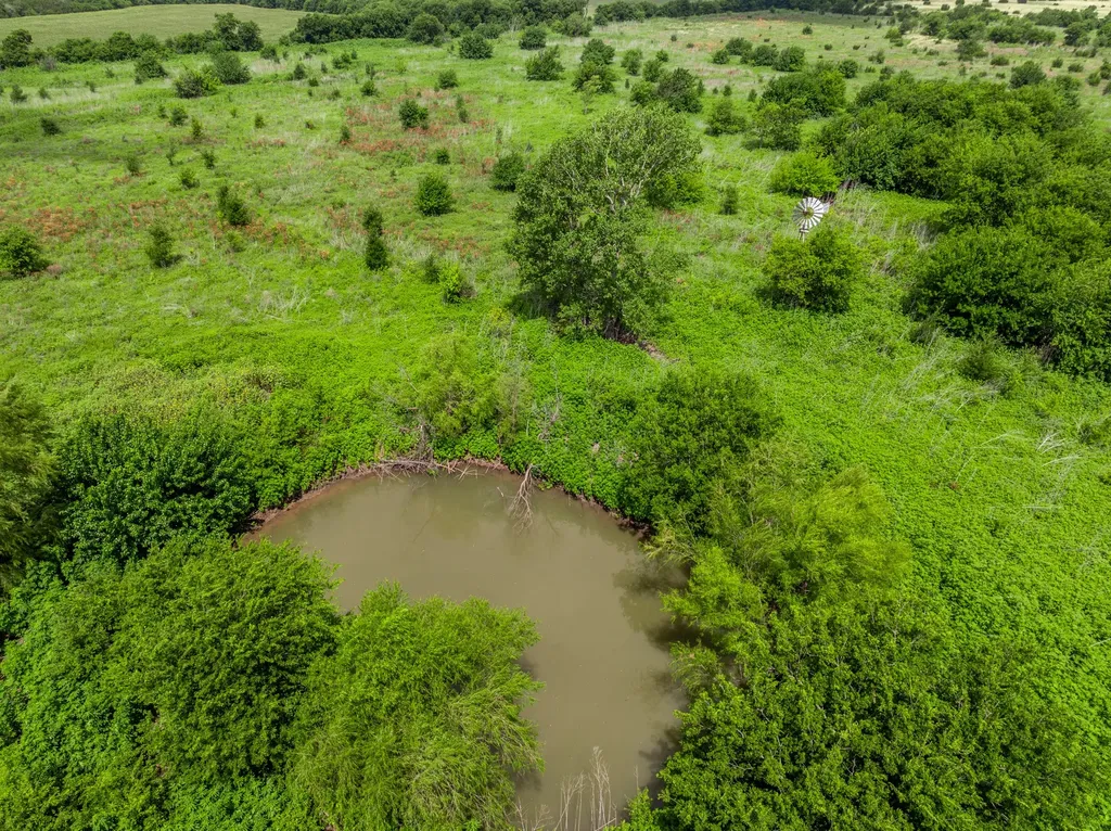 3725 Cr 272 Oglesby TX 76561