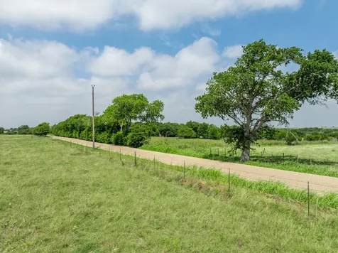 3725 Cr 272 Oglesby TX 76561