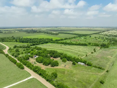 3725 Cr 272 Oglesby TX 76561
