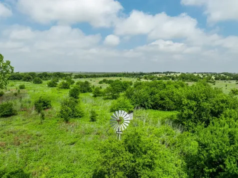 3725 Cr 272 Oglesby TX 76561