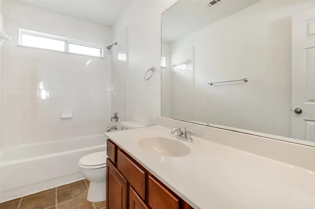 10256 Franklin Drive Providence Village TX 76227
