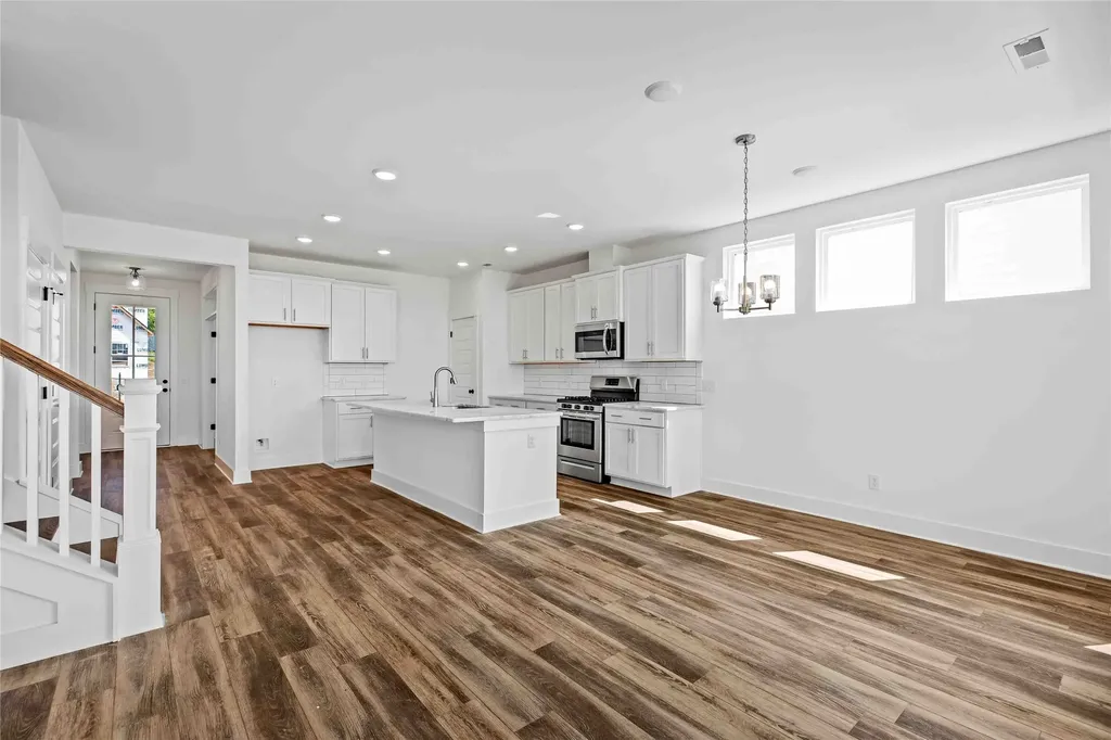 3521 Kemp Drive Heartland TX 75126