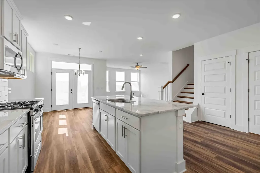 3521 Kemp Drive Heartland TX 75126