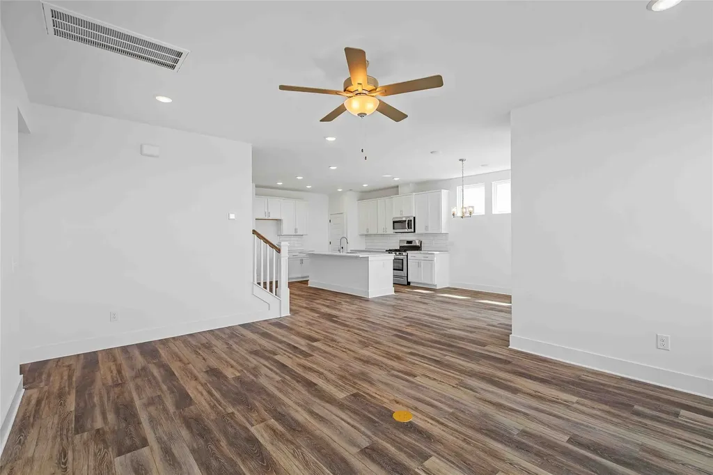 3521 Kemp Drive Heartland TX 75126